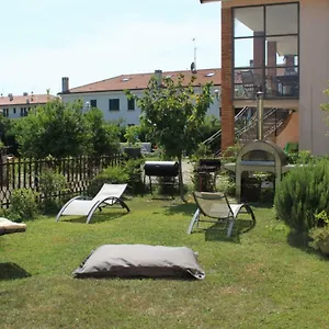 Casa Pina , San Trovaso Italia